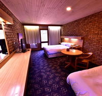 Flinders Cove Motel - Rental Cars