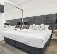Free wifi 1bed1bath Apartment at Chatswood - Rental Cars