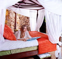 Gaiananda Treehouse - Rental Cars