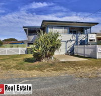 Gillies Getaway at South West Rocks - Rental Cars
