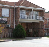 Golden Age Motor Inn - Rental Cars