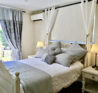 Gumleaf Manor Farmstay - Rental Cars