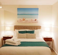 Hawley Beachside Accommodation - Rental Cars