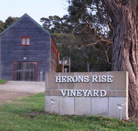 Herons Rise Vineyard Accommodation - Rental Cars