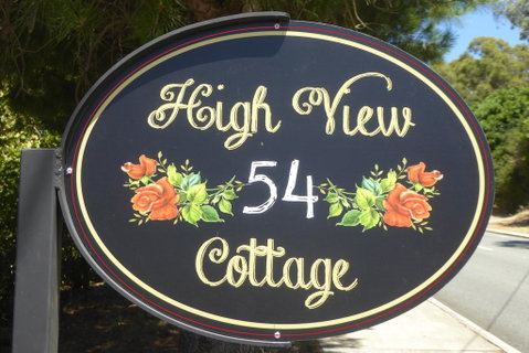 High View Cottage - Rental Cars 1