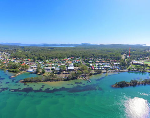 HOLIDAY HAVEN At North Haven - Rental Cars 0