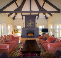Holman Estate - Rental Cars