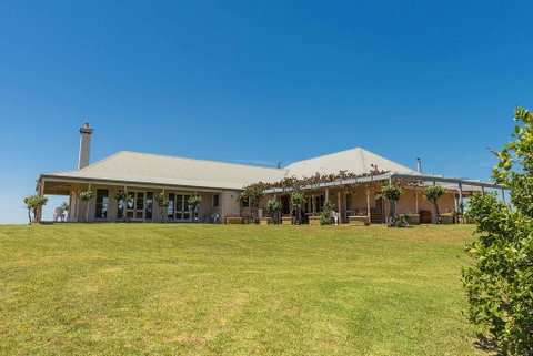 Holman Estate - Rental Cars 1