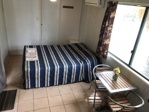 Homestead Caravan Park - Rental Cars 2