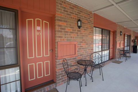 Horsham Country City Motor Inn - Rental Cars 2