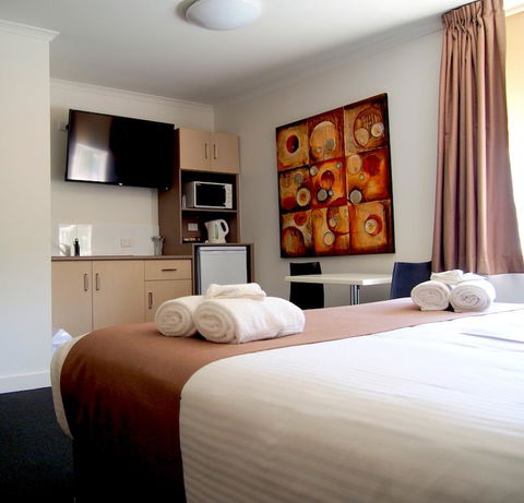 Hotel Gracelands - Rental Cars 3