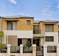 Joondalup Guest Home - Rental Cars