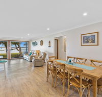 Kalimna Lakeside Living - Rental Cars