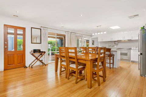 KARINYA - MORNINGTON - Rental Cars 2