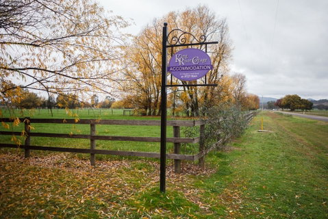 King River Cottage - Rental Cars 0