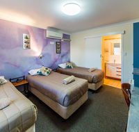 Kingaroy Country Motel - Rental Cars