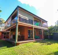 Kingfisher LakeHouse - Rental Cars
