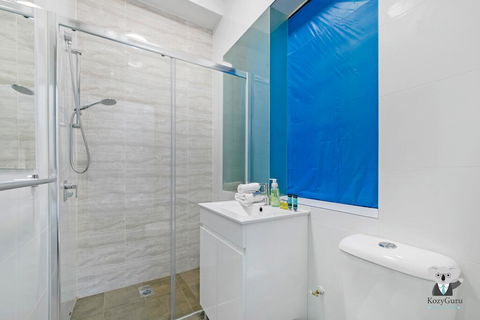 KOZYGURU Kings Cross SKY GARDEN Studio CBD - Rental Cars 0