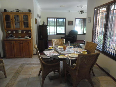 La Lagoon B&B - Rental Cars 0