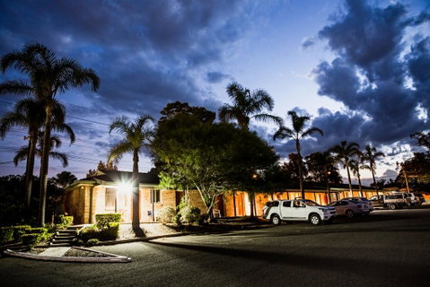 Lakeview Hotel Motel - Rental Cars 3