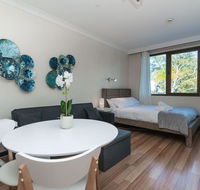Lane Cove Studio - POOL - PARKING - WIFI - Rental Cars