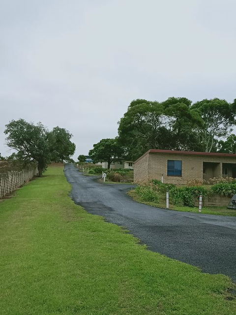 Limestone Coast Tourist Park - Rental Cars 3