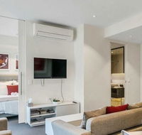 Luxury 2 bdrm in Watson at Walkerville with Balcony FREE carpark near Adelaide CBD - Rental Cars