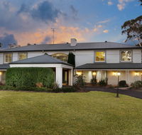 Luxury Bungalow - Rental Cars