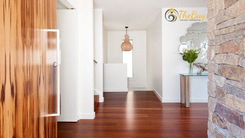 Luxury In Corlette - 4 Drungall Ave - Rental Cars 1