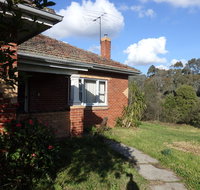 Mandall Avenue - Rental Cars