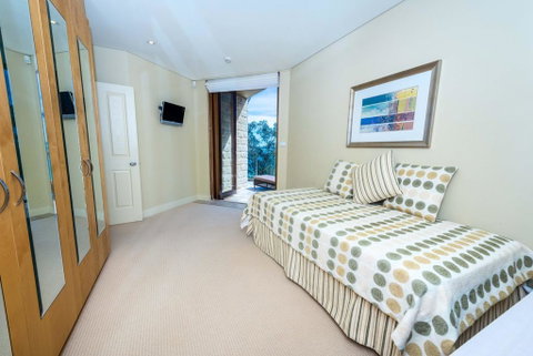 Mariners Rest Unit 3 - Nelson Bay - Rental Cars 1