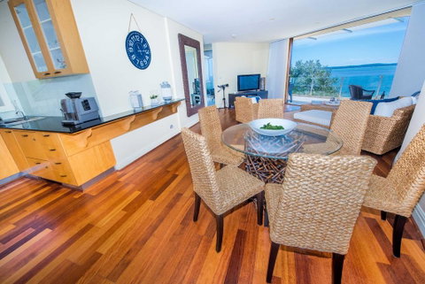 Mariners Rest Unit 3 - Nelson Bay - Rental Cars 3