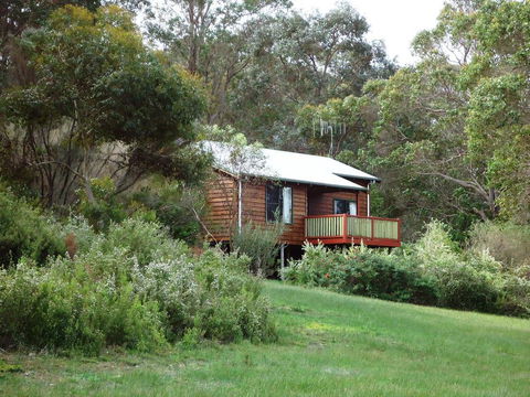 Misty Valley Country Cottages - Rental Cars 0