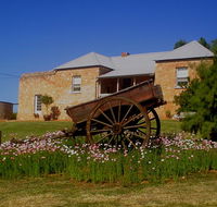 Mt Pleasant Holiday Homestead - Rental Cars