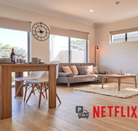 Murdoch Hospital  Uni - Netflix  WiFi - - Rental Cars