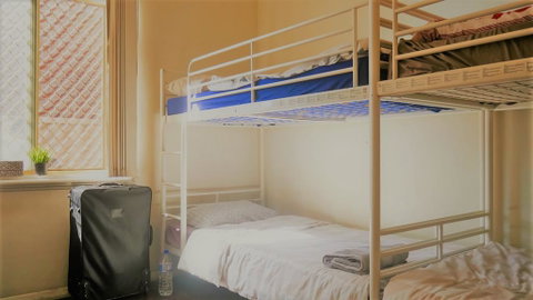 MyOZexp Palmerston Lodge - Rental Cars 3