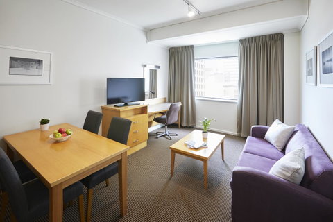 Novotel Perth Langley - Rental Cars 41