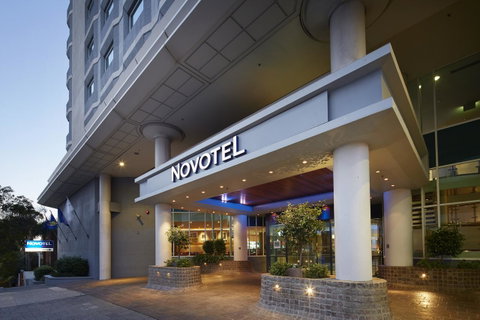 Novotel Perth Langley - Rental Cars 13
