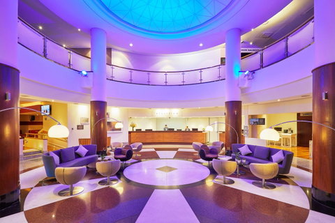 Novotel Perth Langley - Rental Cars 10