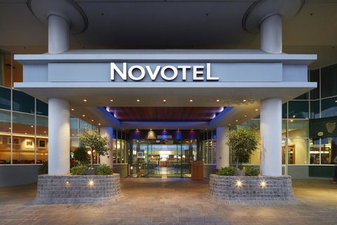 Novotel Perth Langley - Rental Cars 43