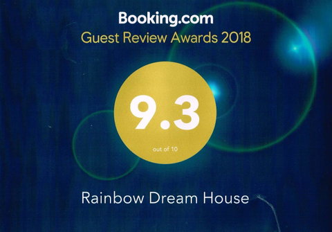 Rainbow Dream House - Rental Cars 1