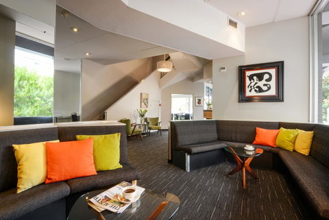 Sullivans Hotel - Rental Cars 4