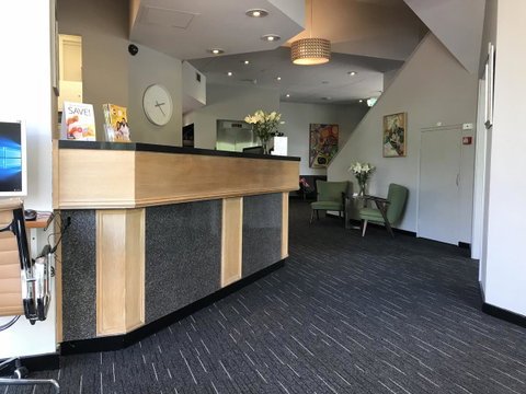 Sullivans Hotel - Rental Cars 23
