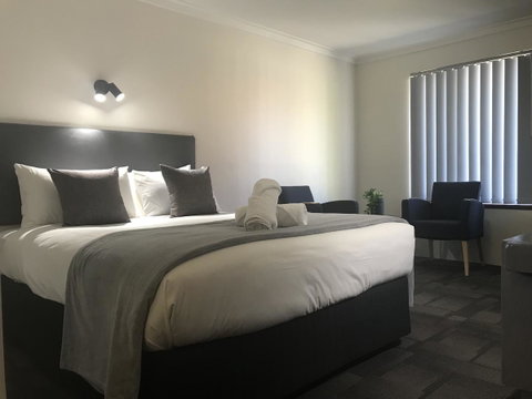 Hotel Clipper - Rental Cars 7