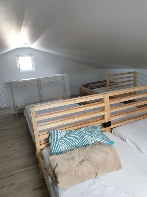 DIANELLA Budget Rooms Happy Place To Stay - Rental Cars 4