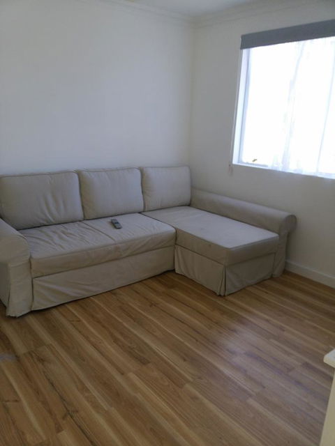 DIANELLA Budget Rooms Happy Place To Stay - Rental Cars 17