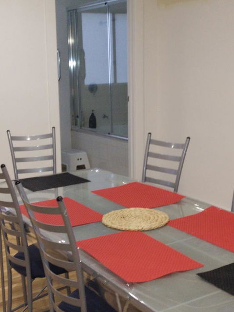 DIANELLA Budget Rooms Happy Place To Stay - Rental Cars 27