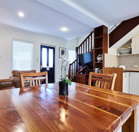 Fremantle Townhouse Unit 6 - Rental Cars