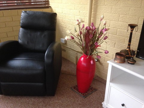 â˜… Stylish Family Home! â˜… - Rental Cars 4