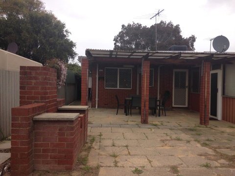 â˜… Stylish Family Home! â˜… - Rental Cars 25